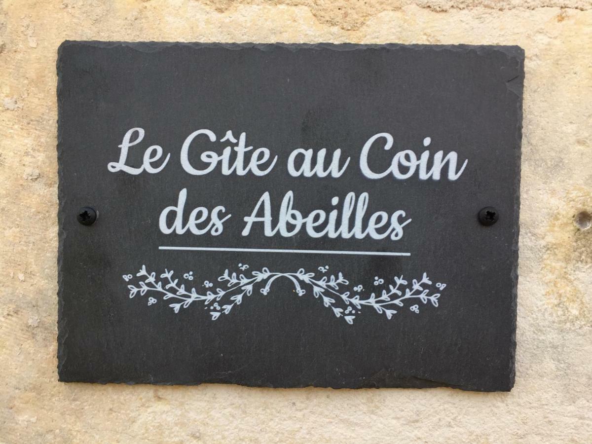 Le Gite Au Coin Des Abeilles La Caillère المظهر الخارجي الصورة